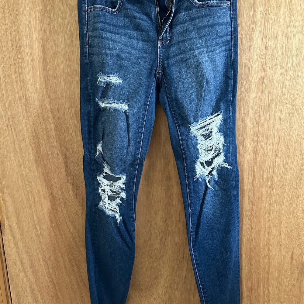American Eagle Ripped Skinny Jeans